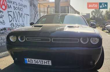 Купе Dodge Challenger 2018 в 