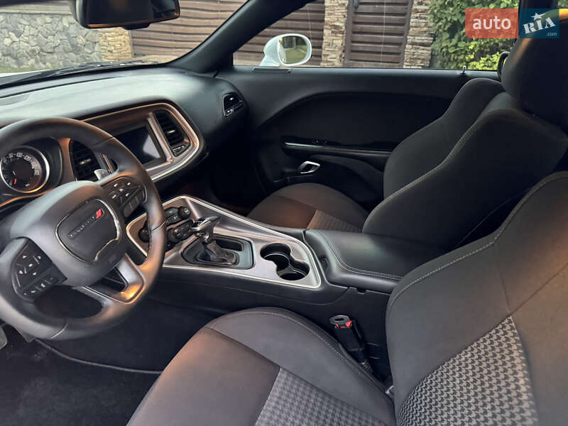 Купе Dodge Challenger 2019 в Харкові