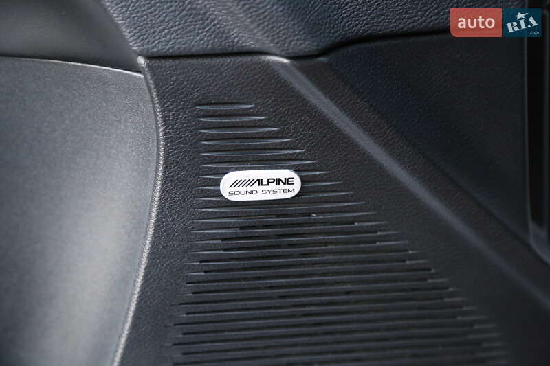 Купе Dodge Challenger 2016 в Киеве