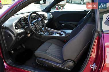 Купе Dodge Challenger 2019 в 