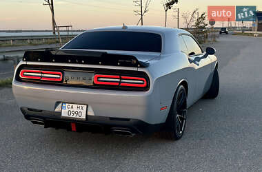 Купе Dodge Challenger 2021 в 