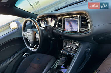 Купе Dodge Challenger 2021 в 