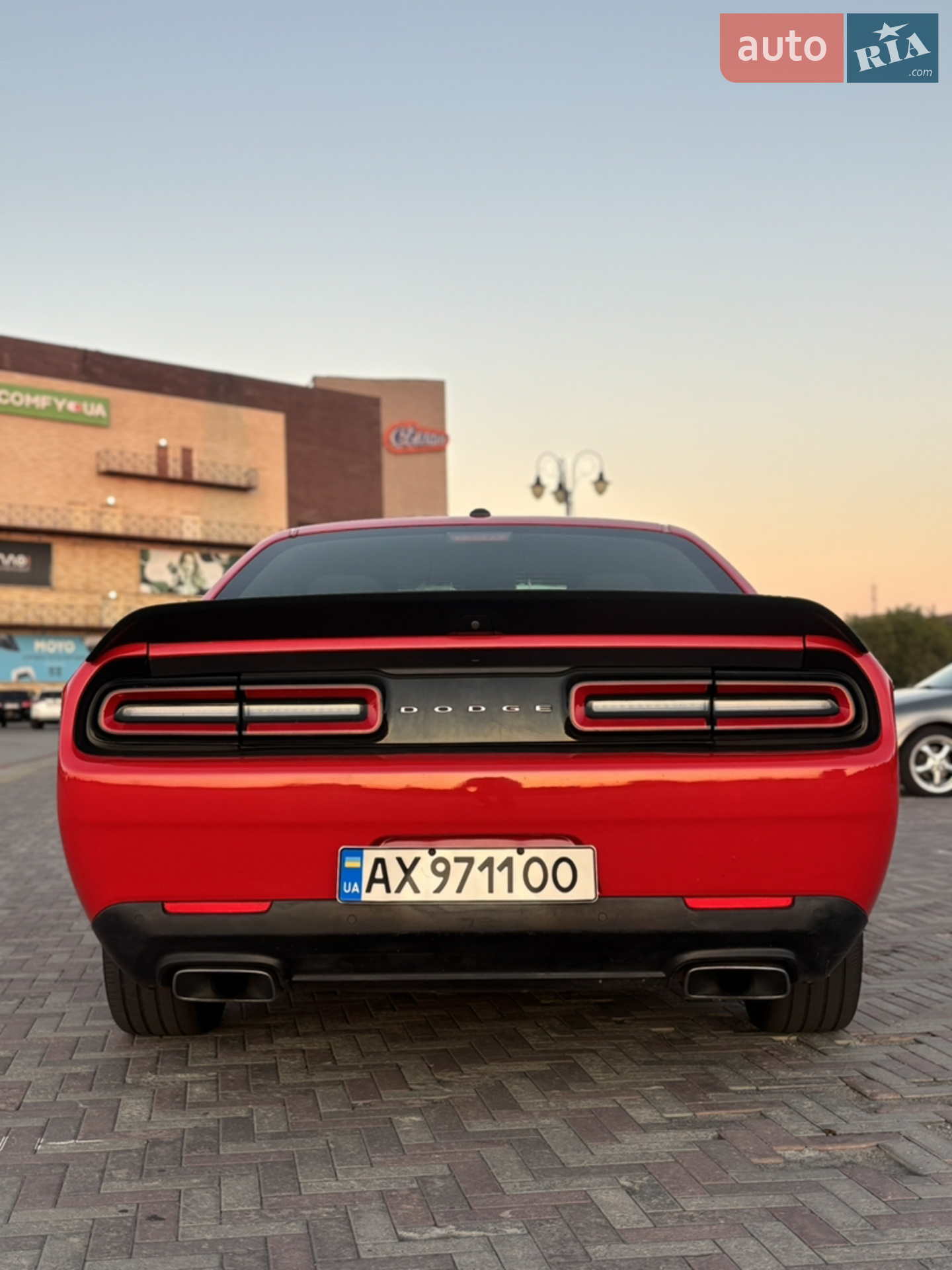 2019 Dodge Challenger - мініатюра 8