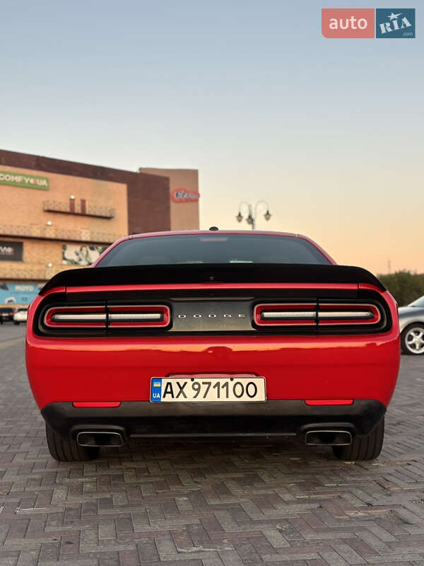 Купе Dodge Challenger 2019 в Харькове
