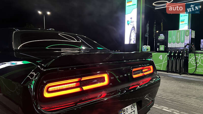 Купе Dodge Challenger 2018 в Тернополе фото 8 Купе Dodge Challenger 2018 в Тернополе
