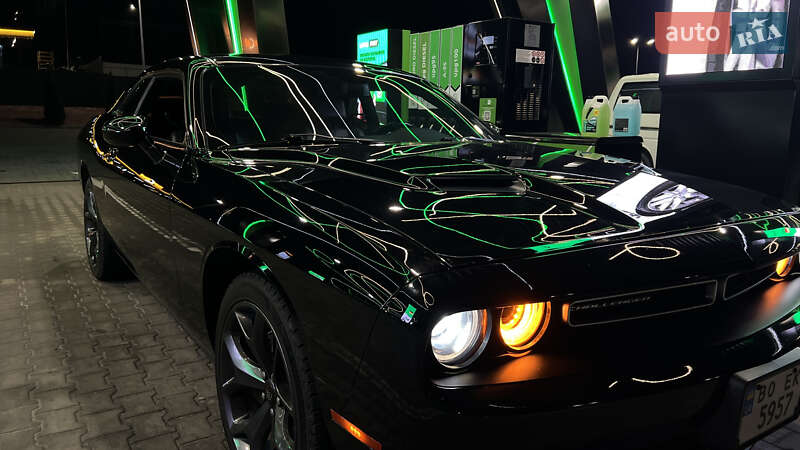 Купе Dodge Challenger 2018 в Тернополе фото 30 Купе Dodge Challenger 2018 в Тернополе