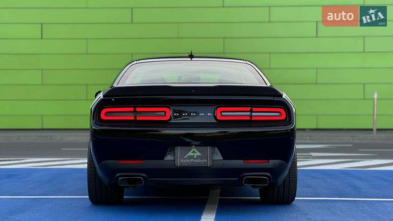 Купе Dodge Challenger 2018 в Киеве