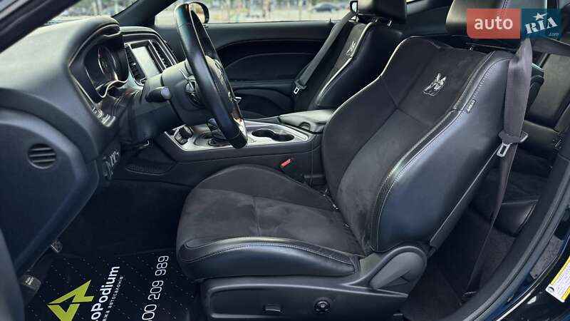 Купе Dodge Challenger 2018 в Киеве