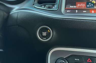 Купе Dodge Challenger 2018 в 