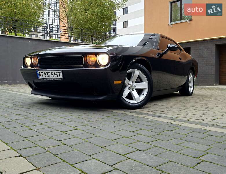 Купе Dodge Challenger 2014 в Ивано-Франковске фото 10 Купе Dodge Challenger 2014 в Ивано-Франковске