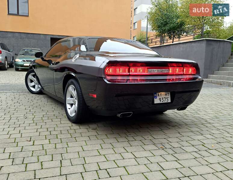 Купе Dodge Challenger 2014 в Ивано-Франковске фото 19 Купе Dodge Challenger 2014 в Ивано-Франковске