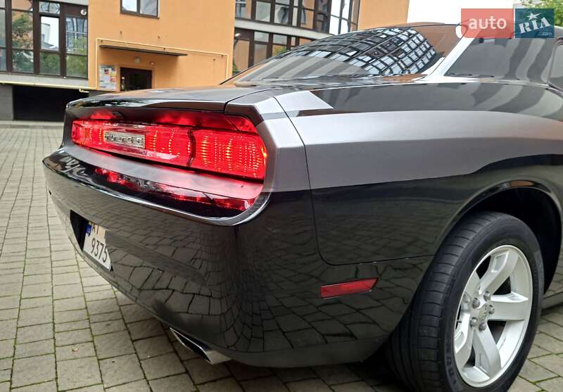 Купе Dodge Challenger 2014 в Ивано-Франковске фото 30 Купе Dodge Challenger 2014 в Ивано-Франковске