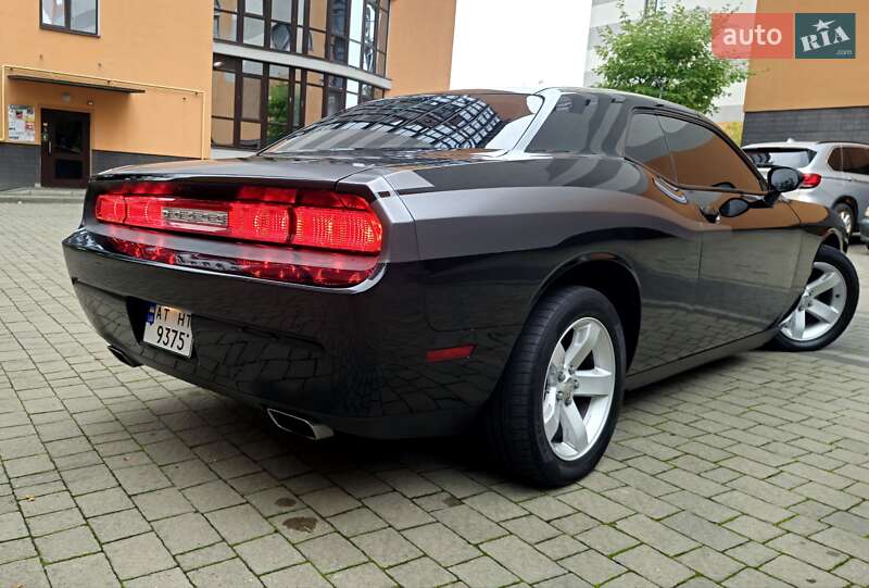 Купе Dodge Challenger 2014 в Ивано-Франковске фото 33 Купе Dodge Challenger 2014 в Ивано-Франковске