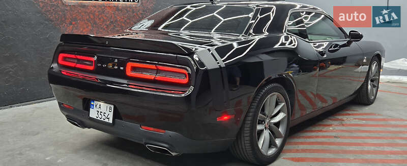 Купе Dodge Challenger 2017 в Днепре