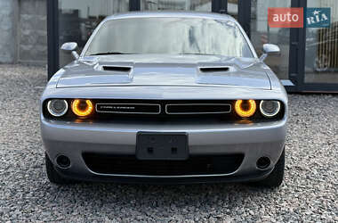 Купе Dodge Challenger 2015 в 