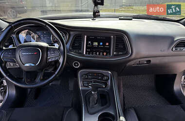 Купе Dodge Challenger 2015 в 