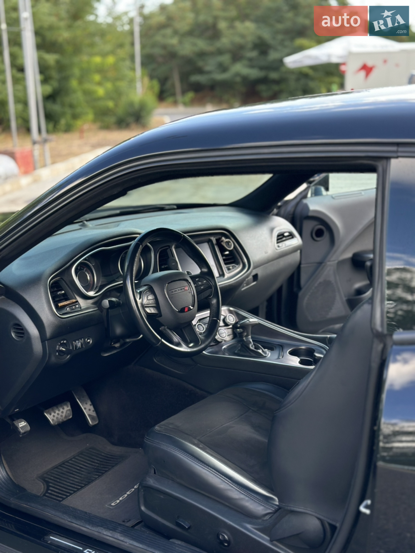 2015 Dodge Challenger - мініатюра 27