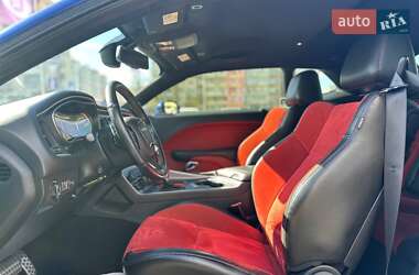 Купе Dodge Challenger 2019 в 