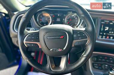 Купе Dodge Challenger 2019 в 
