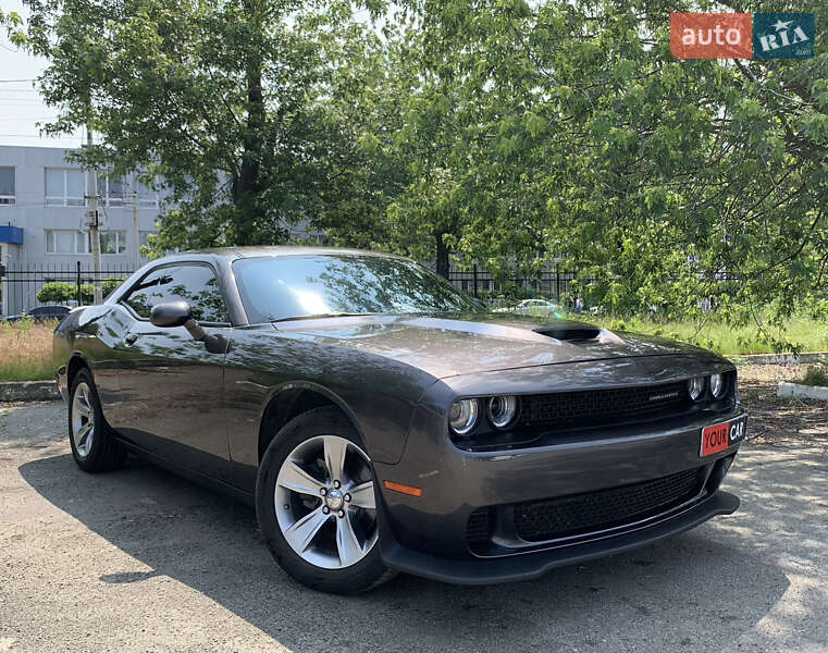 Купе Dodge Challenger 2020 в Киеве