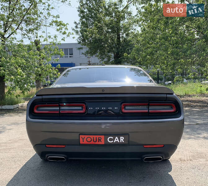 Купе Dodge Challenger 2020 в Киеве