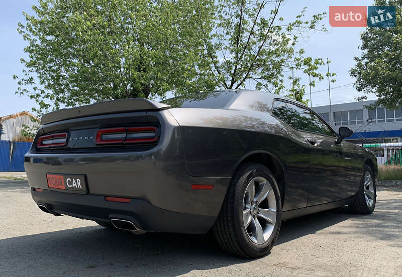 Купе Dodge Challenger 2020 в Киеве
