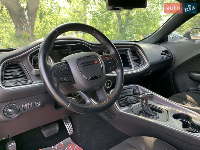 Купе Dodge Challenger 2020 в Киеве