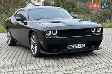 Купе Dodge Challenger 2017 в 