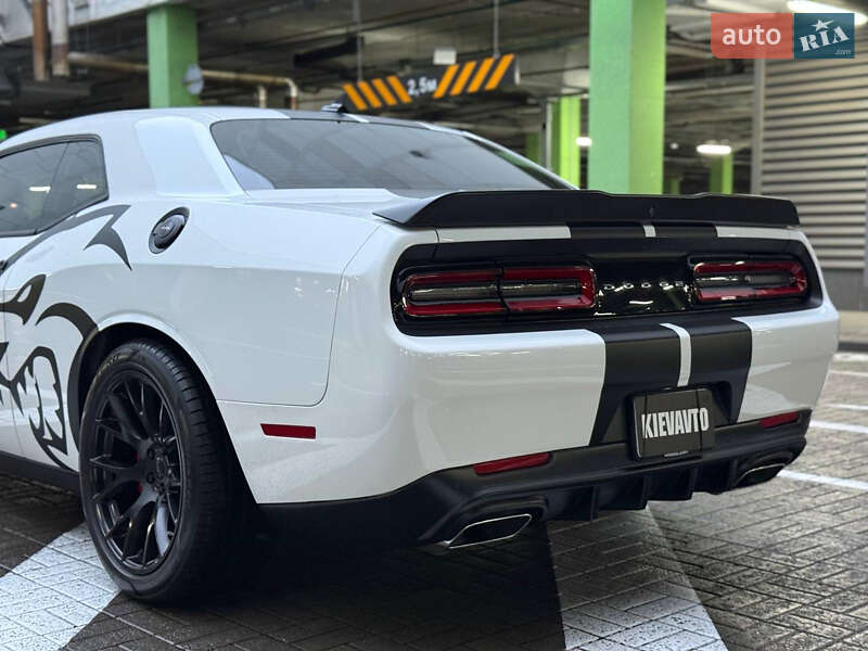 Купе Dodge Challenger 2019 в Киеве
