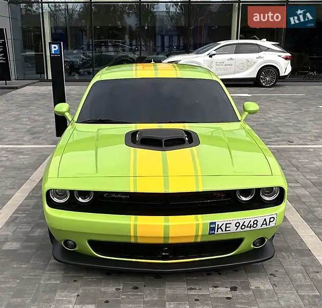 Dodge Challenger