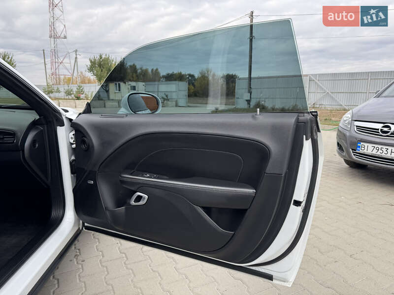 Купе Dodge Challenger 2014 в Лубнах фото 29 Купе Dodge Challenger 2014 в Лубнах
