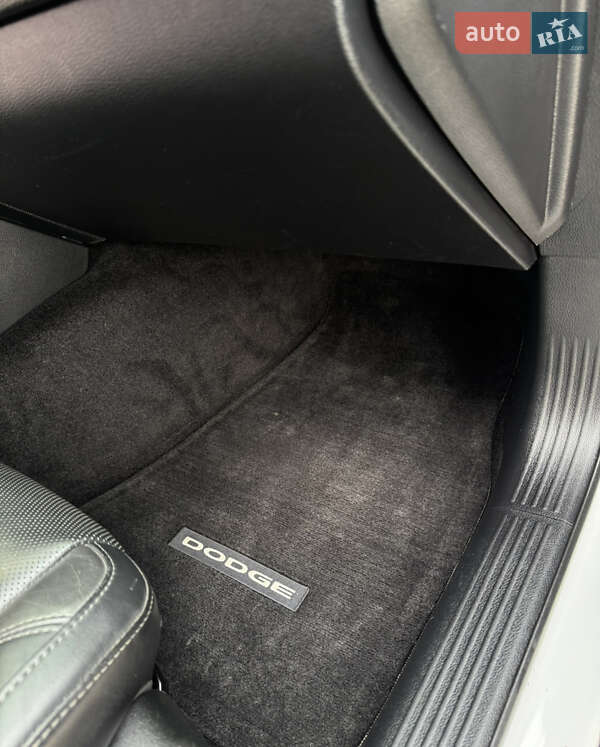 Купе Dodge Challenger 2014 в Лубнах фото 34 Купе Dodge Challenger 2014 в Лубнах