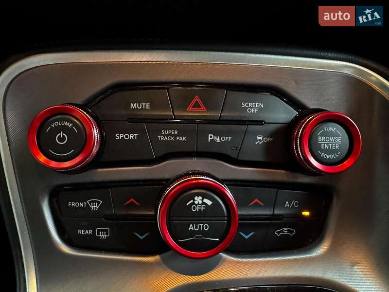 Купе Dodge Challenger 2022 в Киеве фото 21 Купе Dodge Challenger 2022 в Киеве