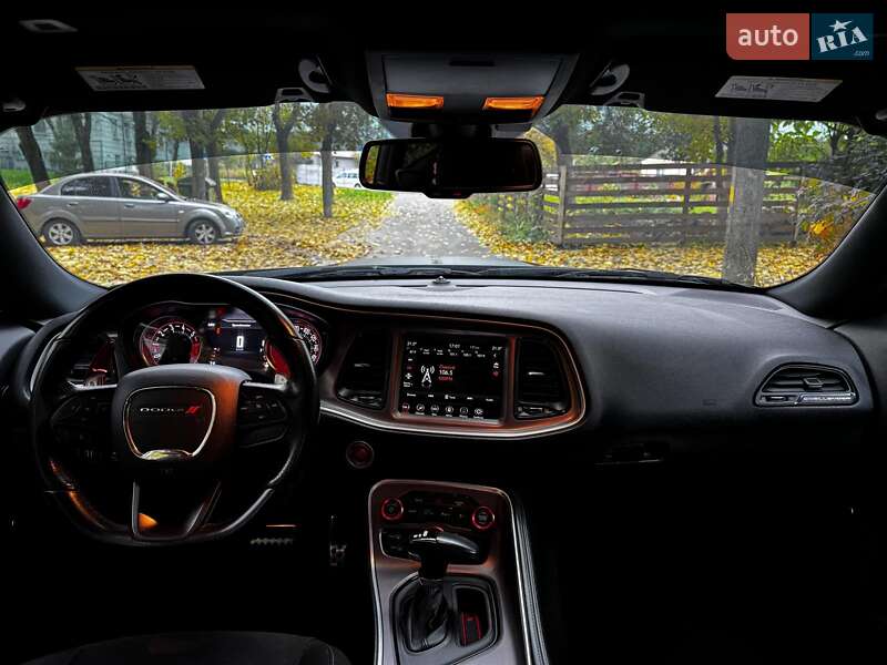 Купе Dodge Challenger 2022 в Киеве фото 28 Купе Dodge Challenger 2022 в Киеве