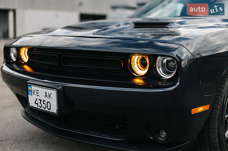 Купе Dodge Challenger 2017 в Дніпрі фото 8 Купе Dodge Challenger 2017 в Дніпрі