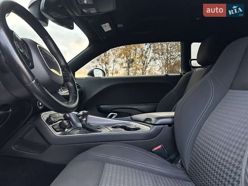Купе Dodge Challenger 2019 в Ровно фото 27 Купе Dodge Challenger 2019 в Ровно