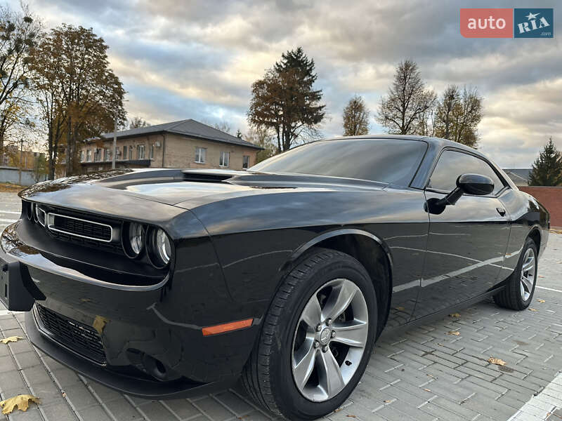 Купе Dodge Challenger 2019 в Ровно фото 13 Купе Dodge Challenger 2019 в Ровно