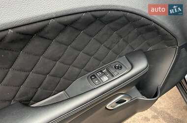 Купе Dodge Challenger 2019 в 