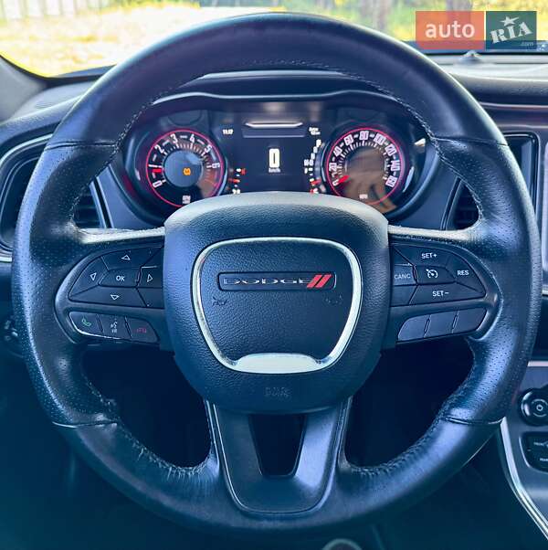 Купе Dodge Challenger 2017 в Киеве фото 26 Купе Dodge Challenger 2017 в Киеве