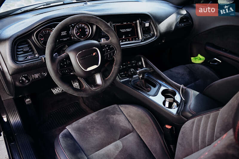 Купе Dodge Challenger 2018 в Дніпрі фото 10 Купе Dodge Challenger 2018 в Дніпрі