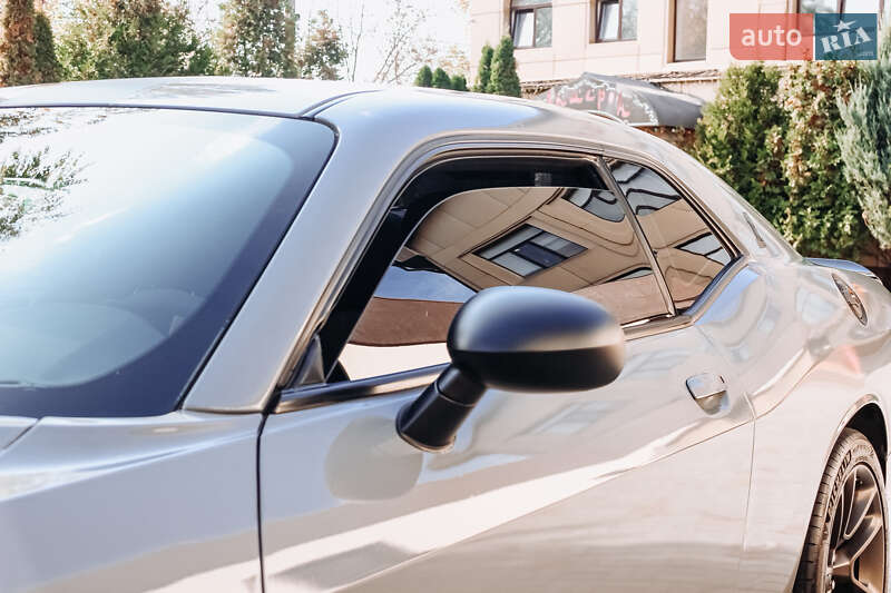 Купе Dodge Challenger 2018 в Дніпрі фото 25 Купе Dodge Challenger 2018 в Дніпрі