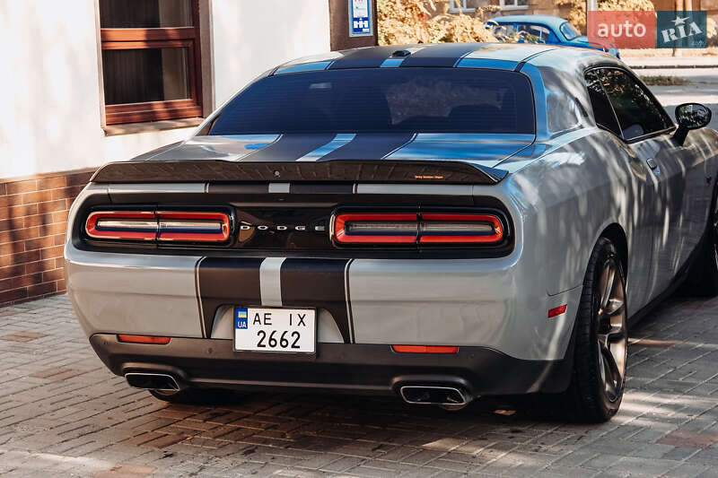 Купе Dodge Challenger 2018 в Дніпрі фото 38 Купе Dodge Challenger 2018 в Дніпрі