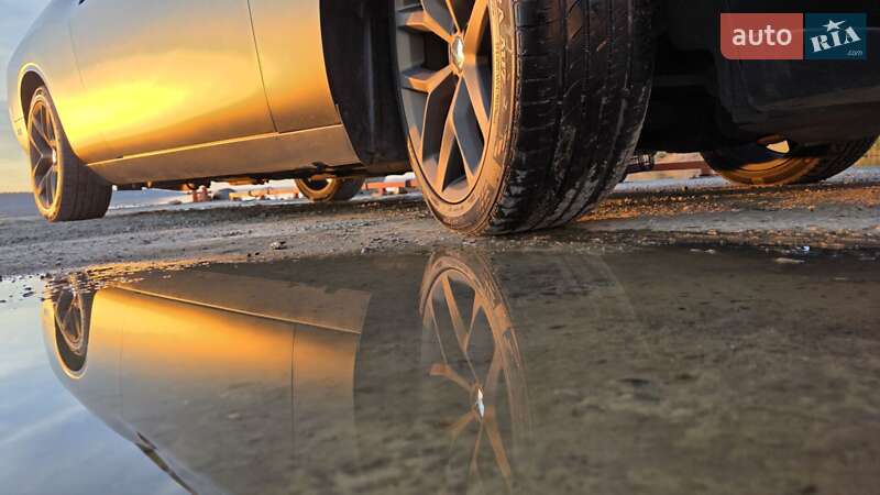 Купе Dodge Challenger 2017 в Нерубайське