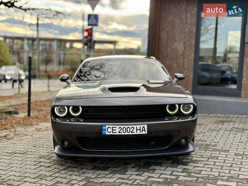 Купе Dodge Challenger 2021 в Кицмани