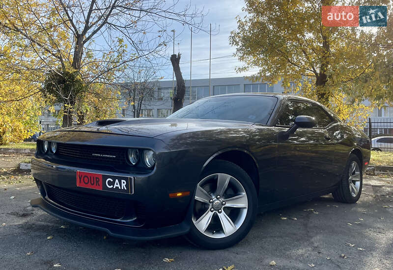 Купе Dodge Challenger 2020 в Киеве фото 2 Купе Dodge Challenger 2020 в Киеве