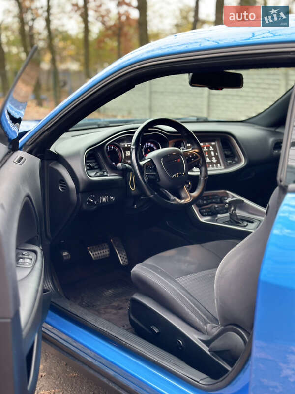 Купе Dodge Challenger 2019 в Києві