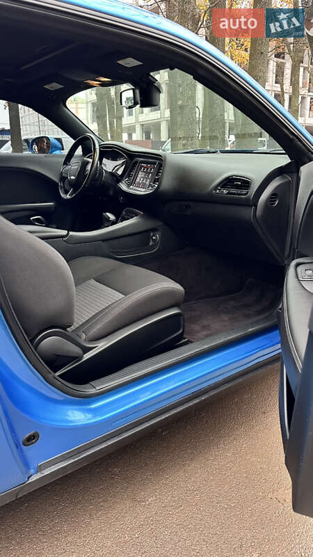 Купе Dodge Challenger 2019 в Києві