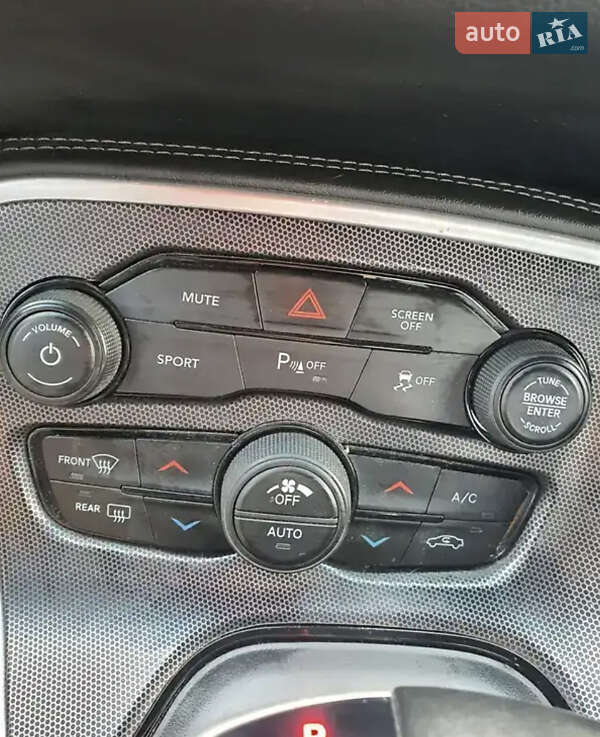 Купе Dodge Challenger 2018 в Вінниці