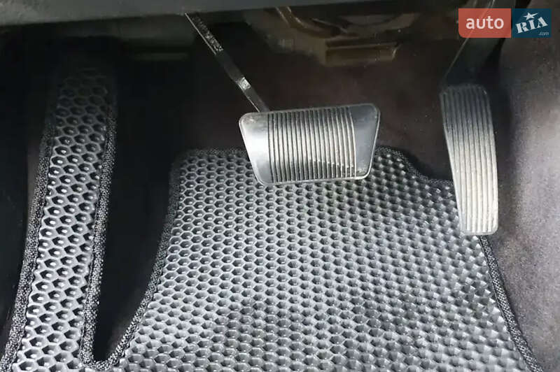 Купе Dodge Challenger 2018 в Вінниці