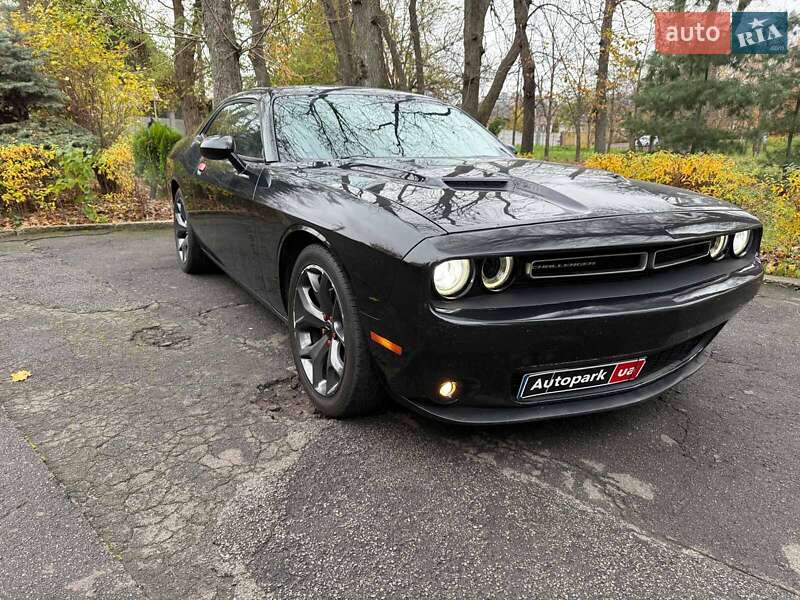 Купе Dodge Challenger 2018 в Києві